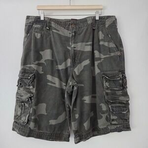 Plugg Cargo Shorts Green Camouflage Multi-Pocket Cotton Mens 40